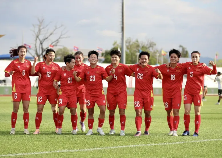 Đội tuyển nữ Việt Nam và sự thừa nhận từ người hâm mộ Philippines 8 Đội tuyển nữ Việt Nam xứng đáng được công nhận